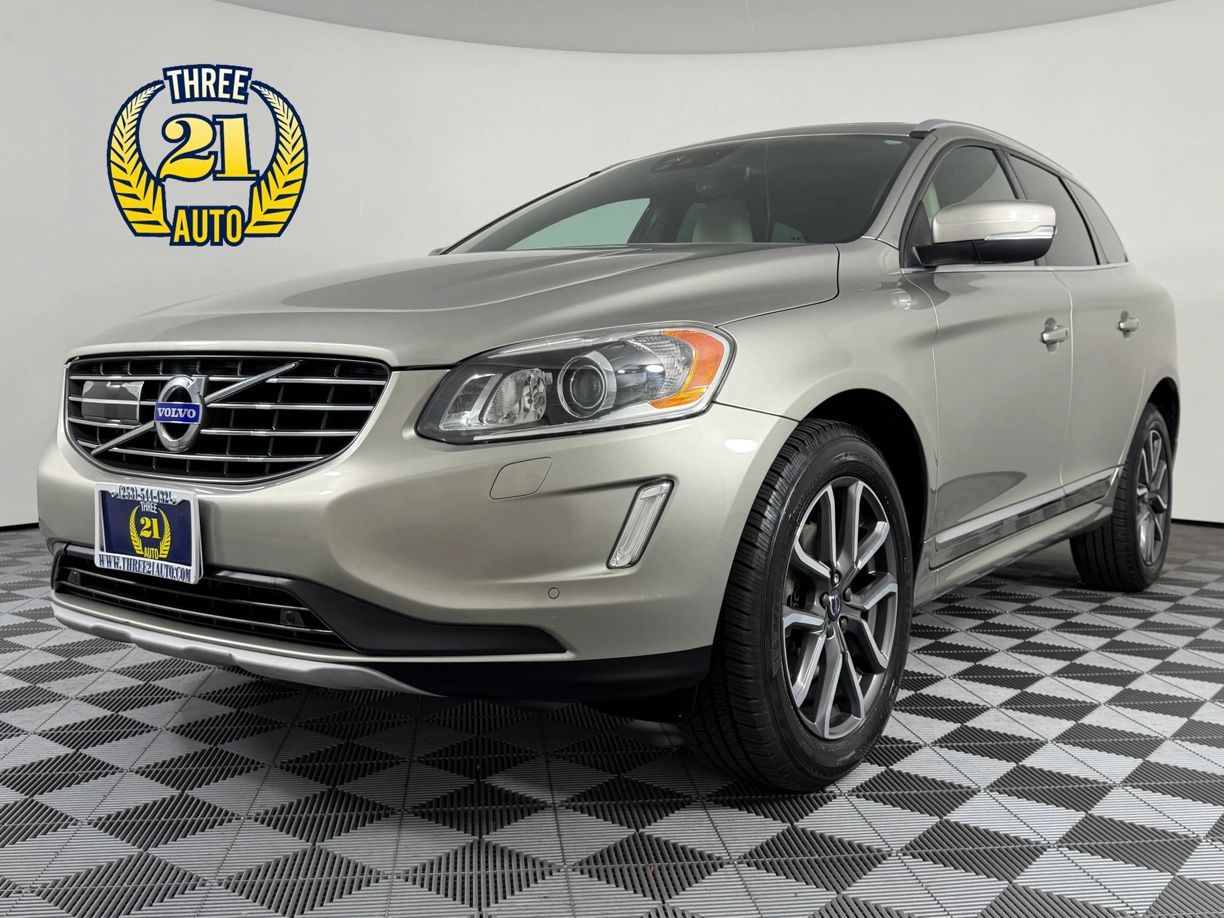 Used 2016 Volvo XC60 T6 Platinum