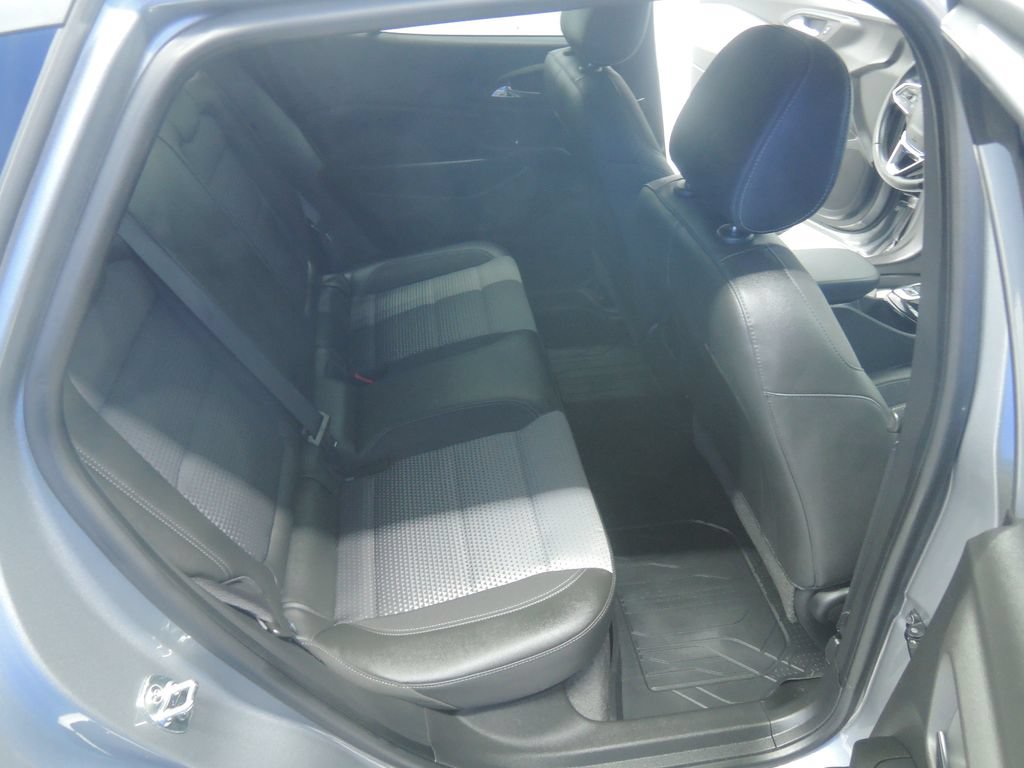 Used 2024 Chevrolet Trax LT w/ Driver Confidence Package FWD image 26