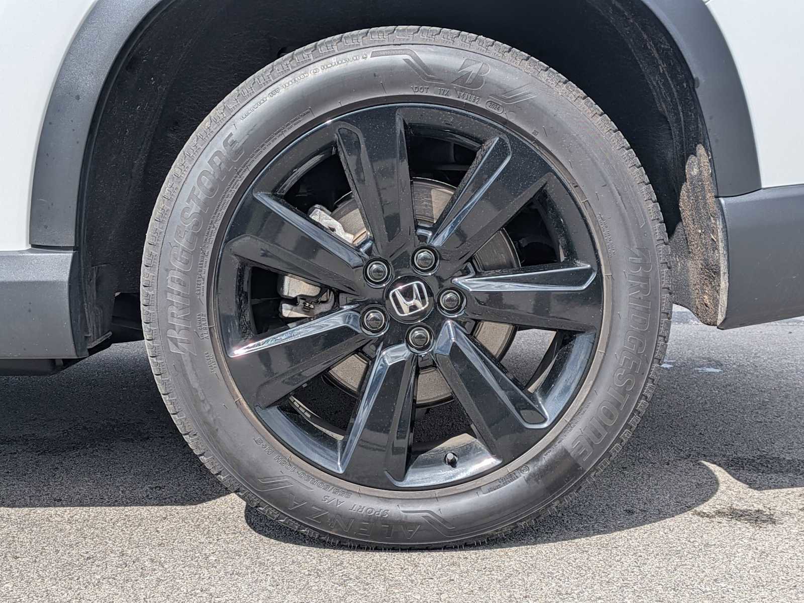 Used 2025 Honda Pilot Black Edition image 12