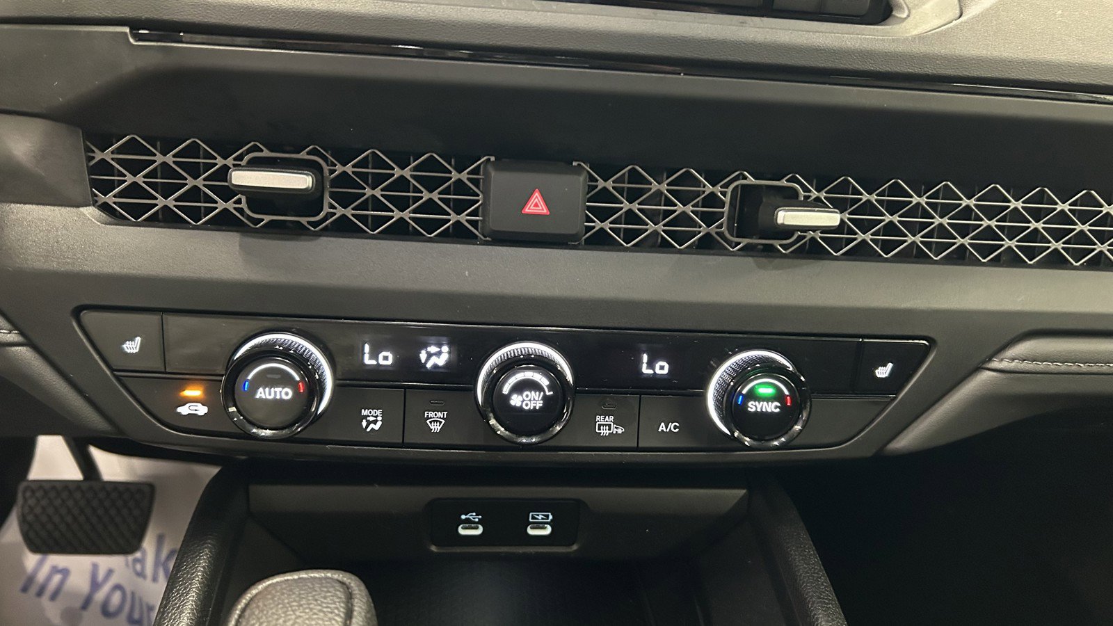 Certified 2025 Honda Accord SE image 28