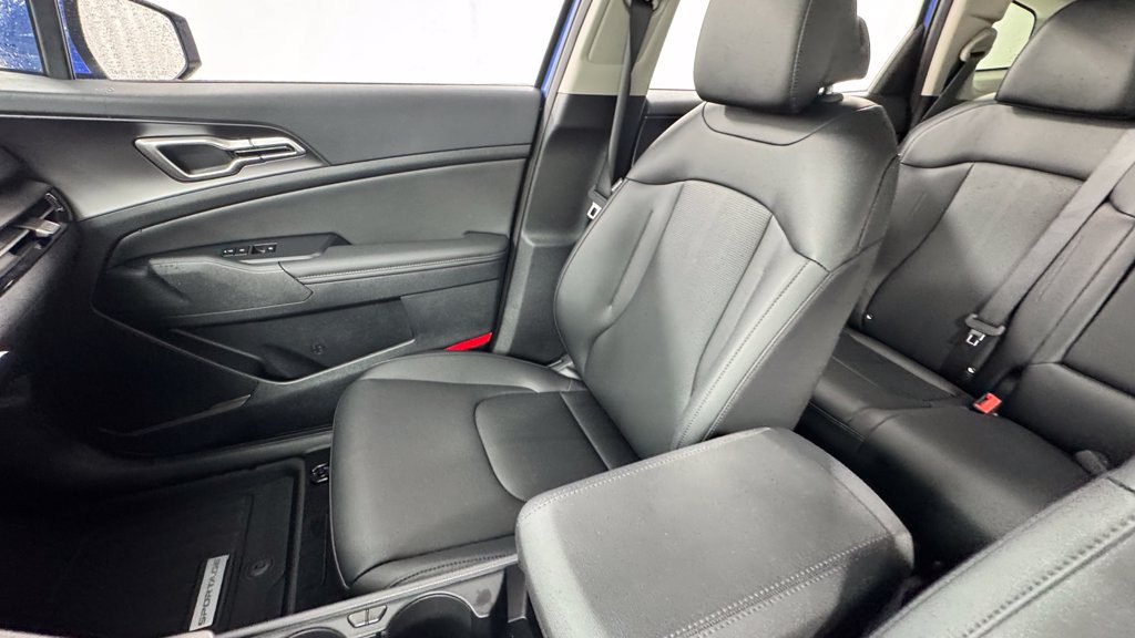 New 2026 Kia Sportage EX FWD image 14