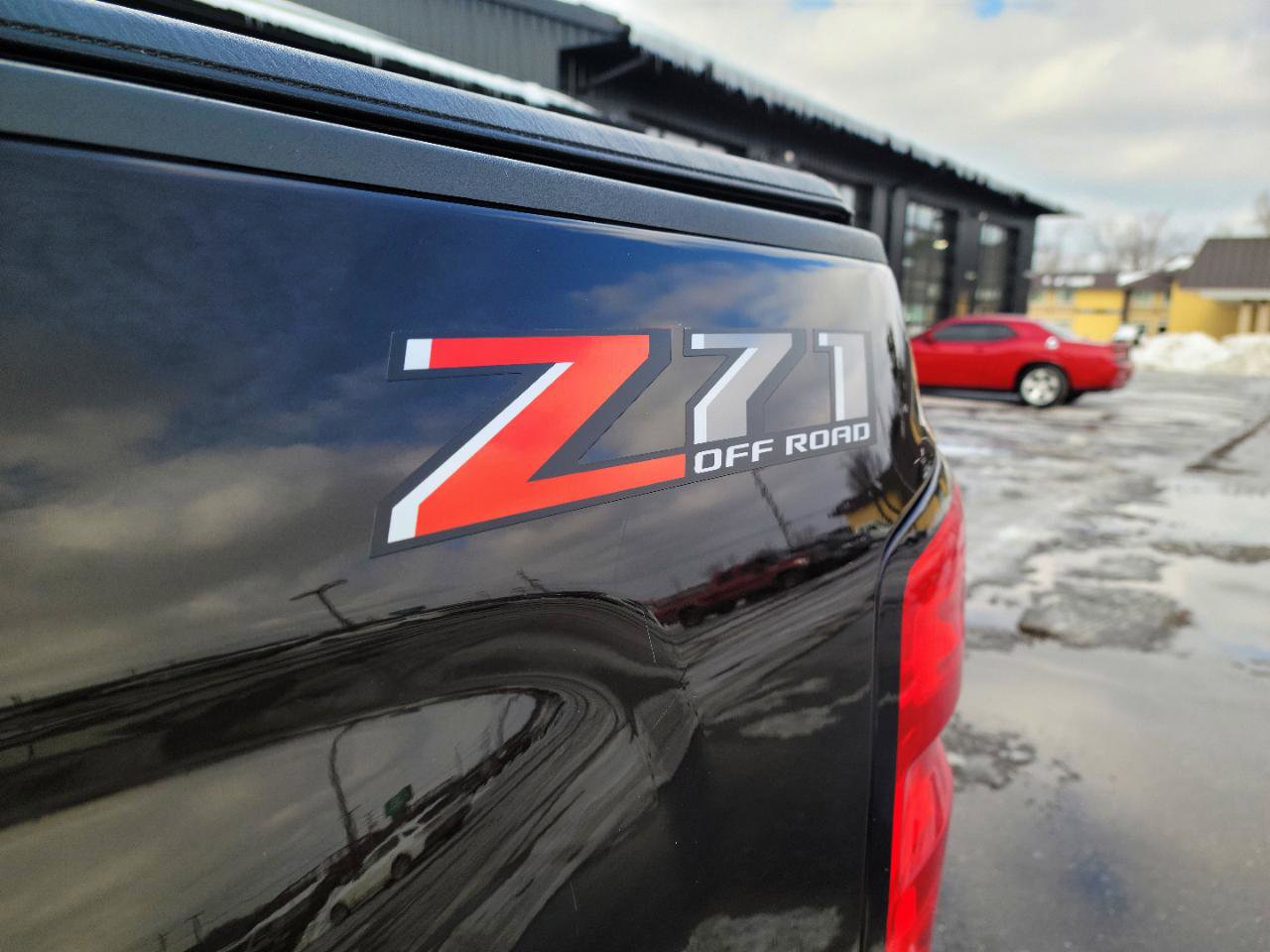 Used 2018 Chevrolet Silverado 1500 LT w/ All Star Edition image 14