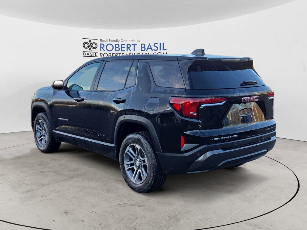 Used 2025 GMC Terrain Elevation image 3