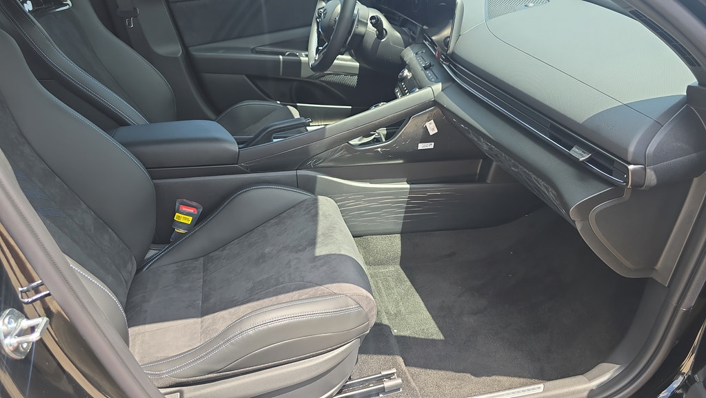 New 2026 Hyundai Elantra N FWD image 13