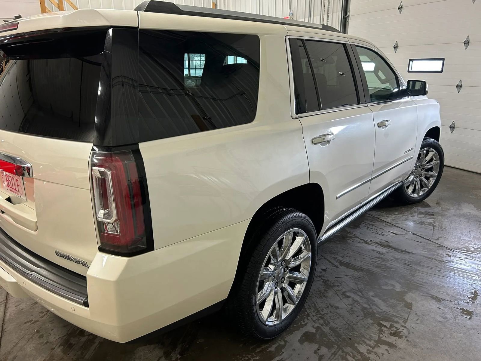 Used 2015 GMC Yukon Denali w/ Open Road Package AWD/4WD image 6