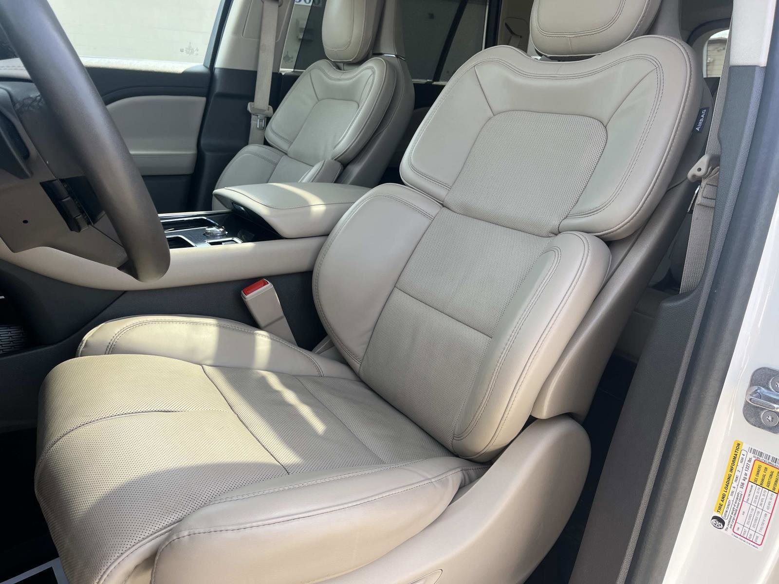 Used 2024 Lincoln Aviator Reserve w/ Equipment Group 201A AWD/4WD image 25
