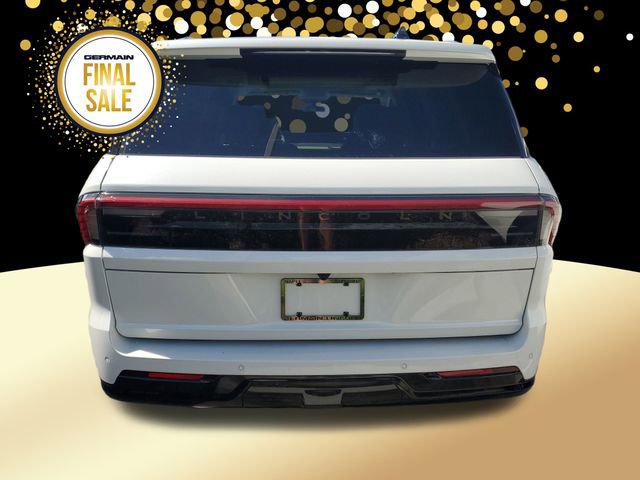 New 2025 Lincoln Navigator Reserve image 7