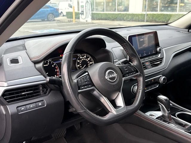 Used 2023 Nissan Altima 2.5 SR FWD image 27