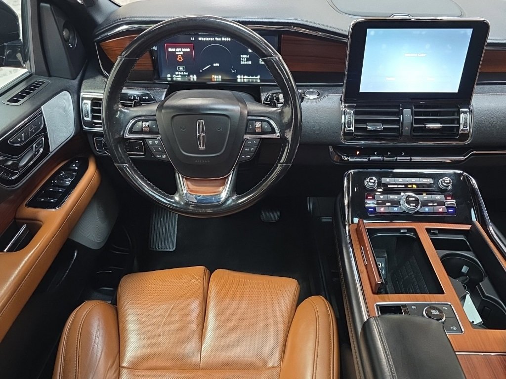 Used 2019 Lincoln Navigator Reserve image 26