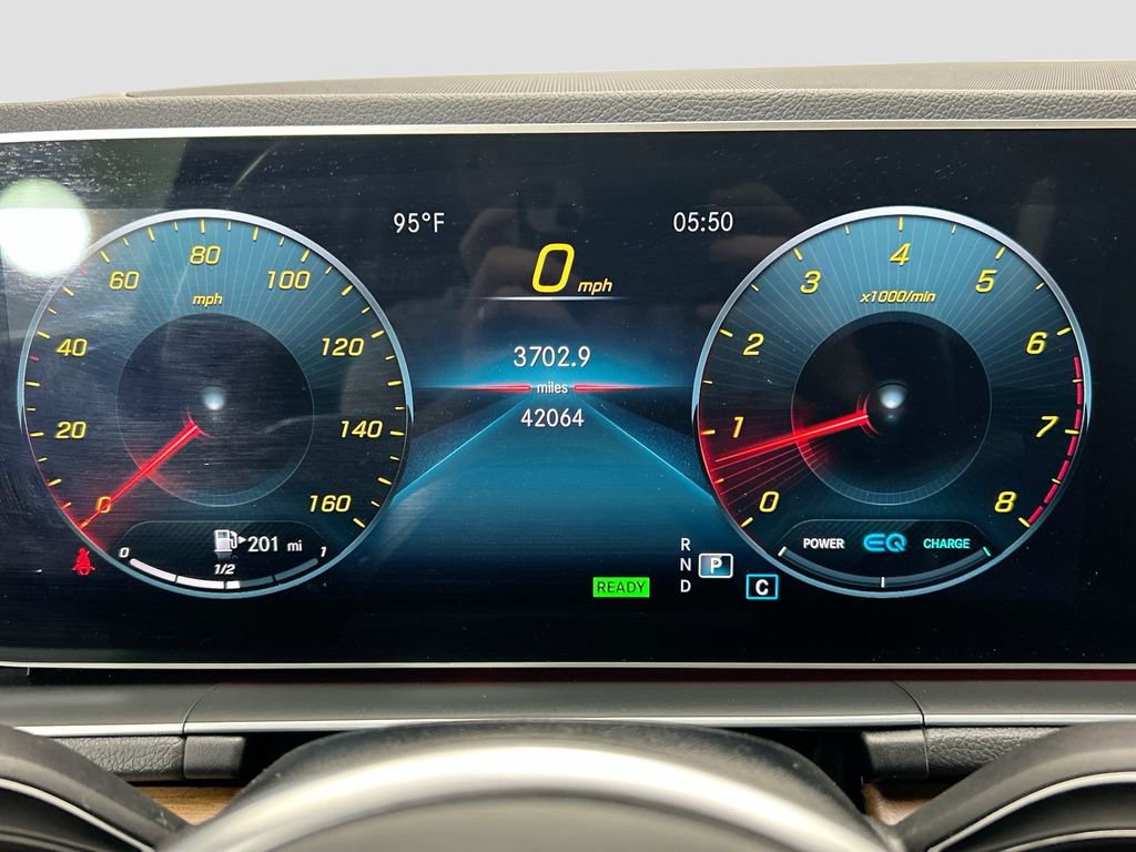 Used 2021 Mercedes-Benz GLE 450 4MATIC image 33