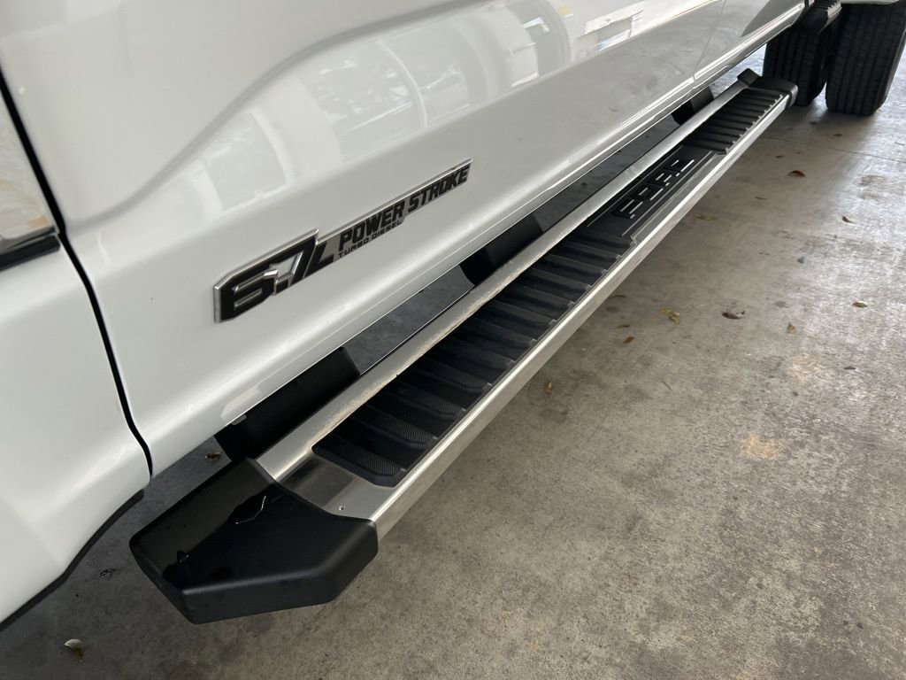 Used 2025 Ford F350 Lariat image 15