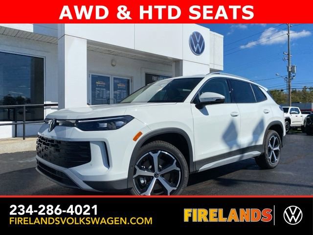 New 2025 Volkswagen Tiguan SE image 1