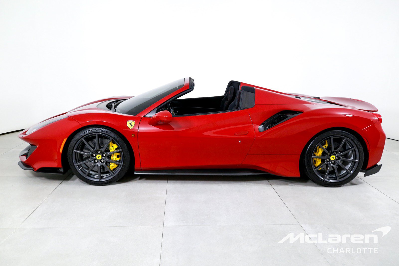 Used 2020 Ferrari 488 Pista Spider RWD image 6