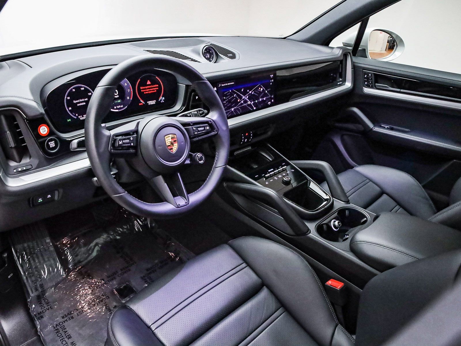 Used 2025 Porsche Cayenne E-Hybrid image 4