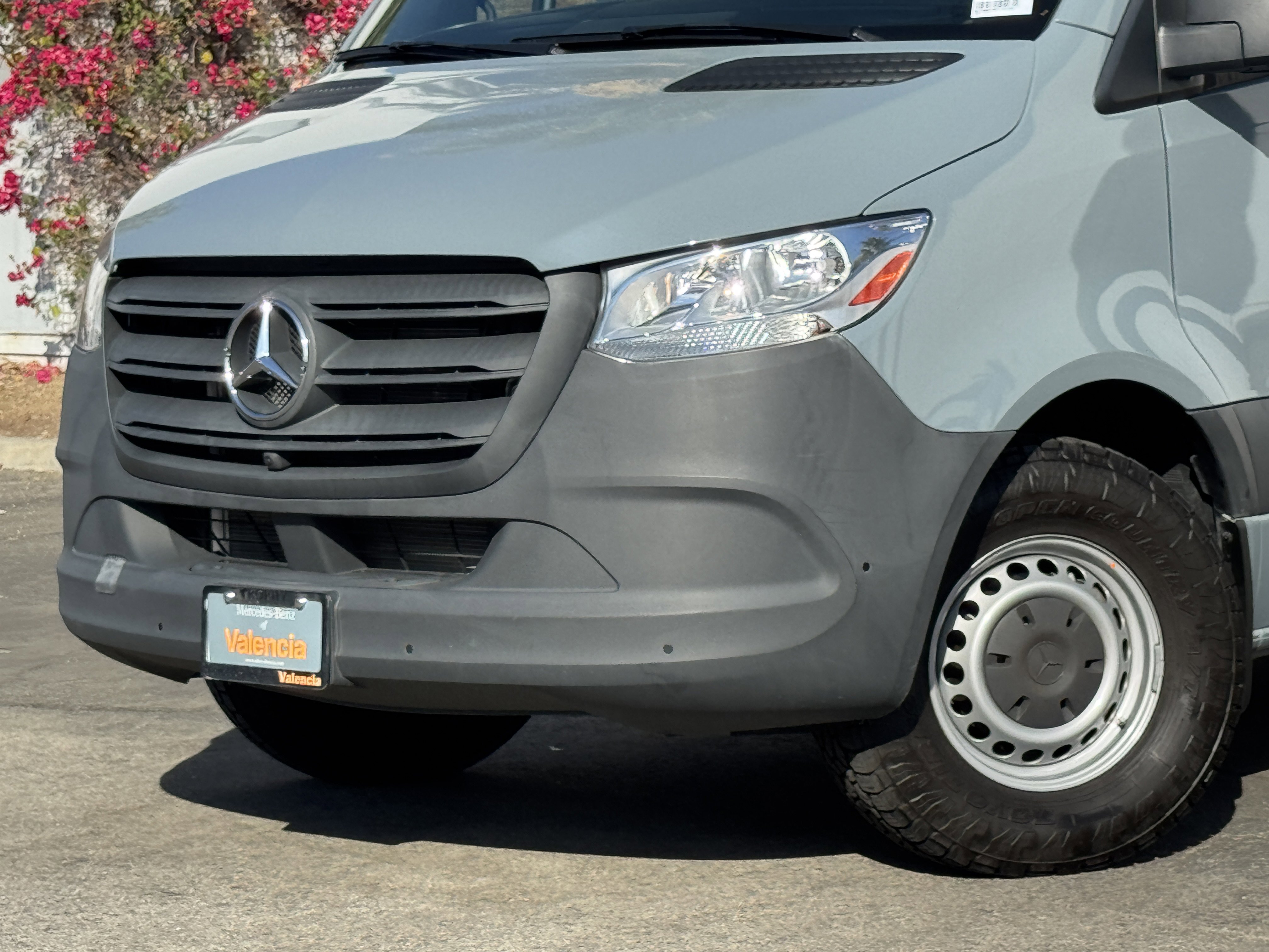 Used 2023 Mercedes-Benz Sprinter 2500 image 3