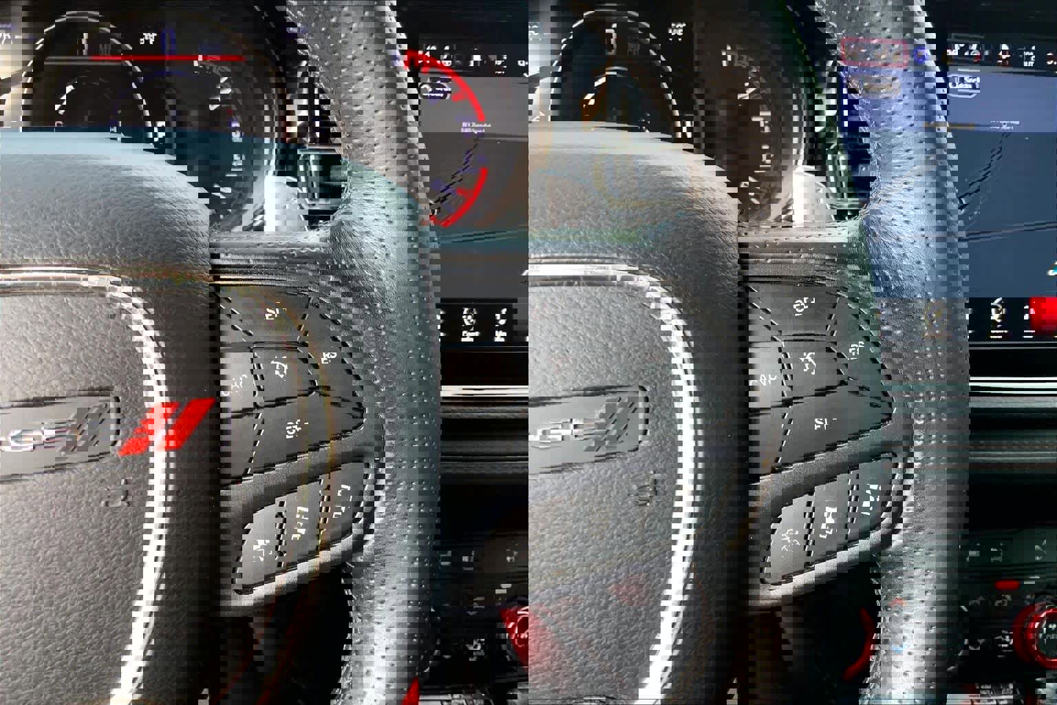 Used 2023 Dodge Durango R/T image 25