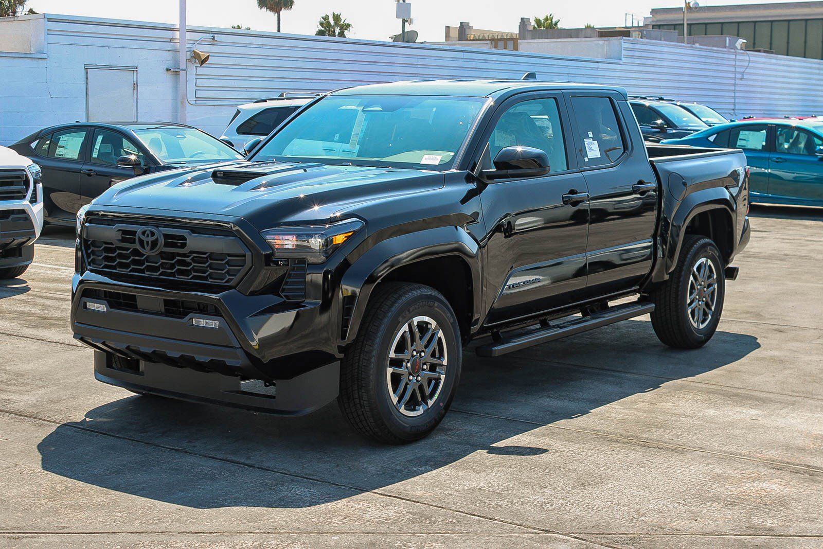 New 2025 Toyota Tacoma TRD Sport image 3