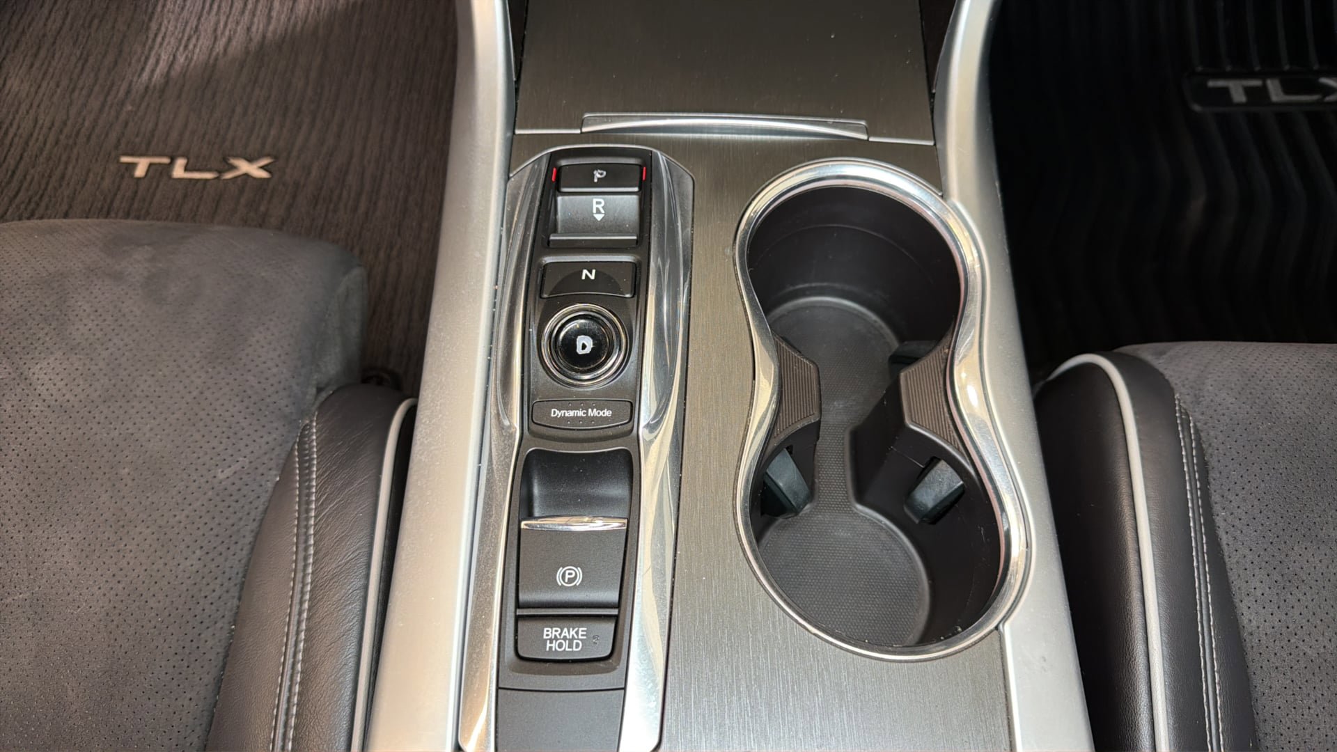 Used 2018 Acura TLX V6 w/ Technology & A-SPEC Pkg FWD image 22