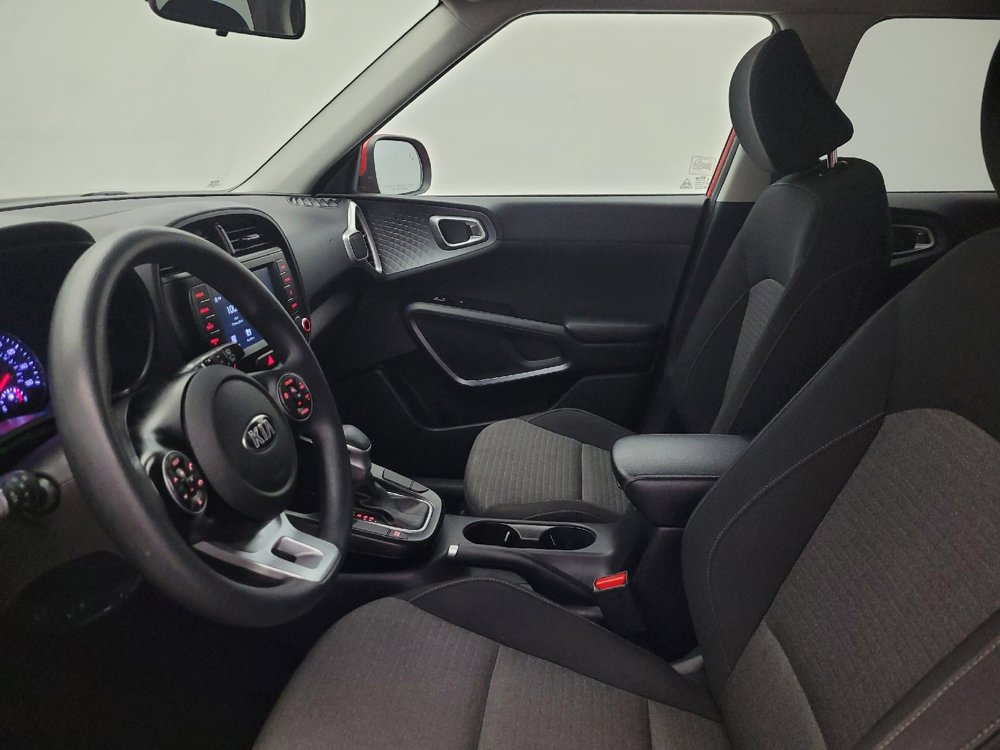 Used 2020 Kia Soul S image 17