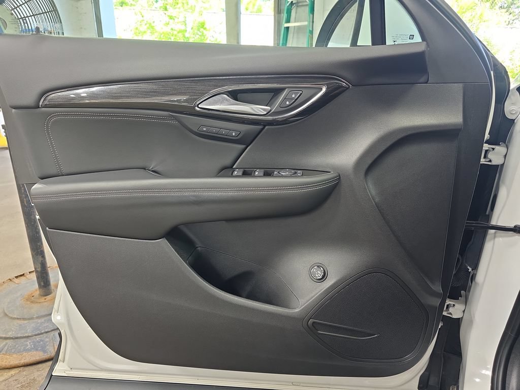 Used 2023 Buick Envision Essence AWD/4WD image 25