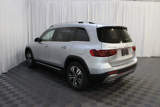 New 2026 Mercedes-Benz GLB 250 4MATIC image 4