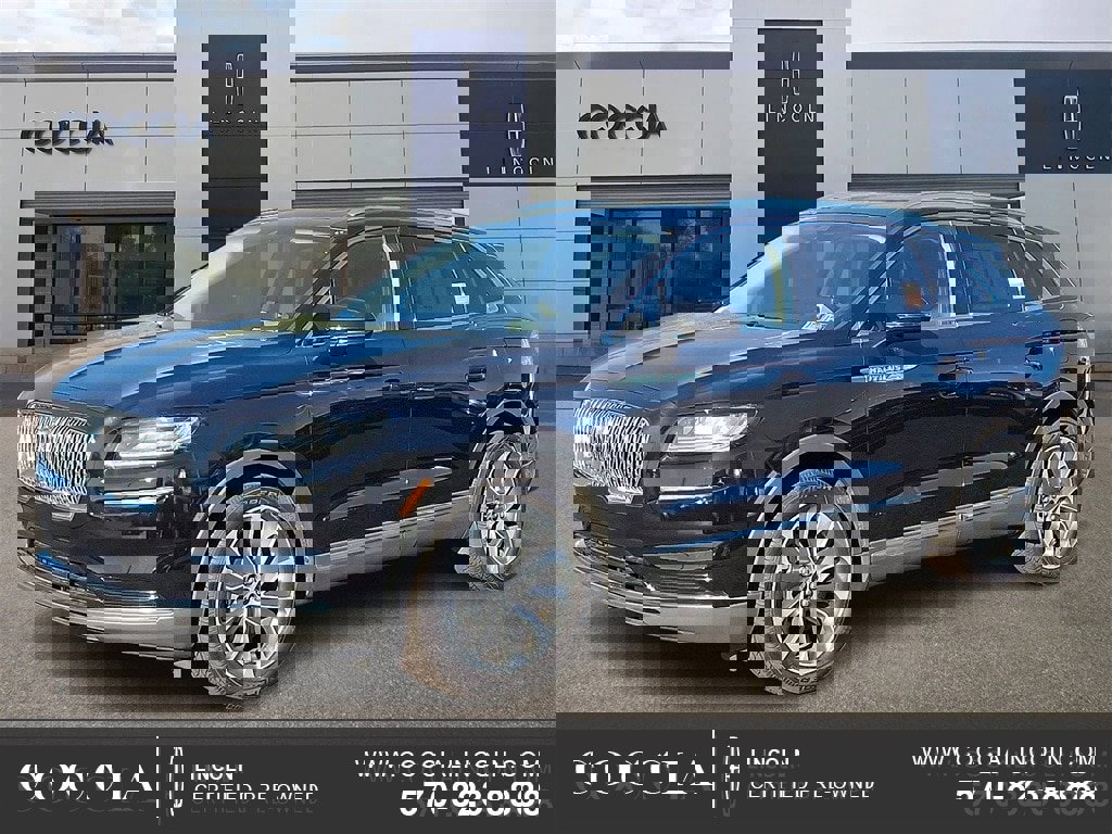 Certified 2023 Lincoln Nautilus Reserve image 1