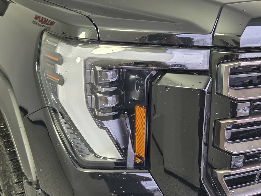 Used 2024 GMC Sierra 2500 AT4X w/ AT4X AEV Edition AWD/4WD image 9