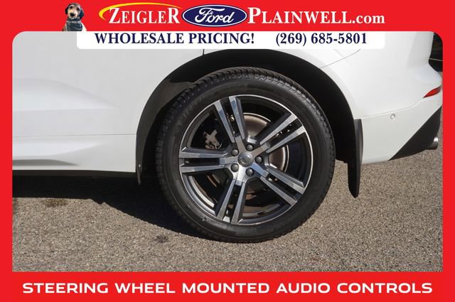 Used 2018 Volvo XC60 T6 Momentum w/ Advanced Package image 9