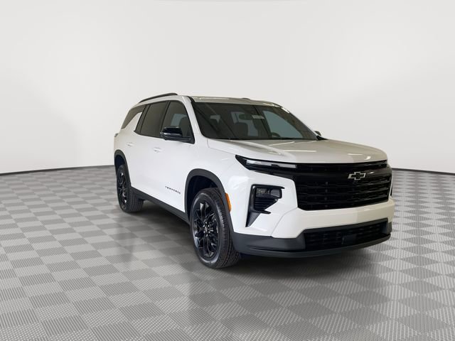 New 2026 Chevrolet Traverse LT w/ Midnight/Sport Edition AWD/4WD image 2