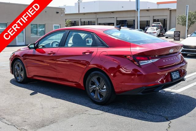 Certified 2022 Hyundai Elantra SEL FWD image 4