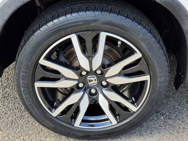 Used 2019 Honda Pilot Elite image 12