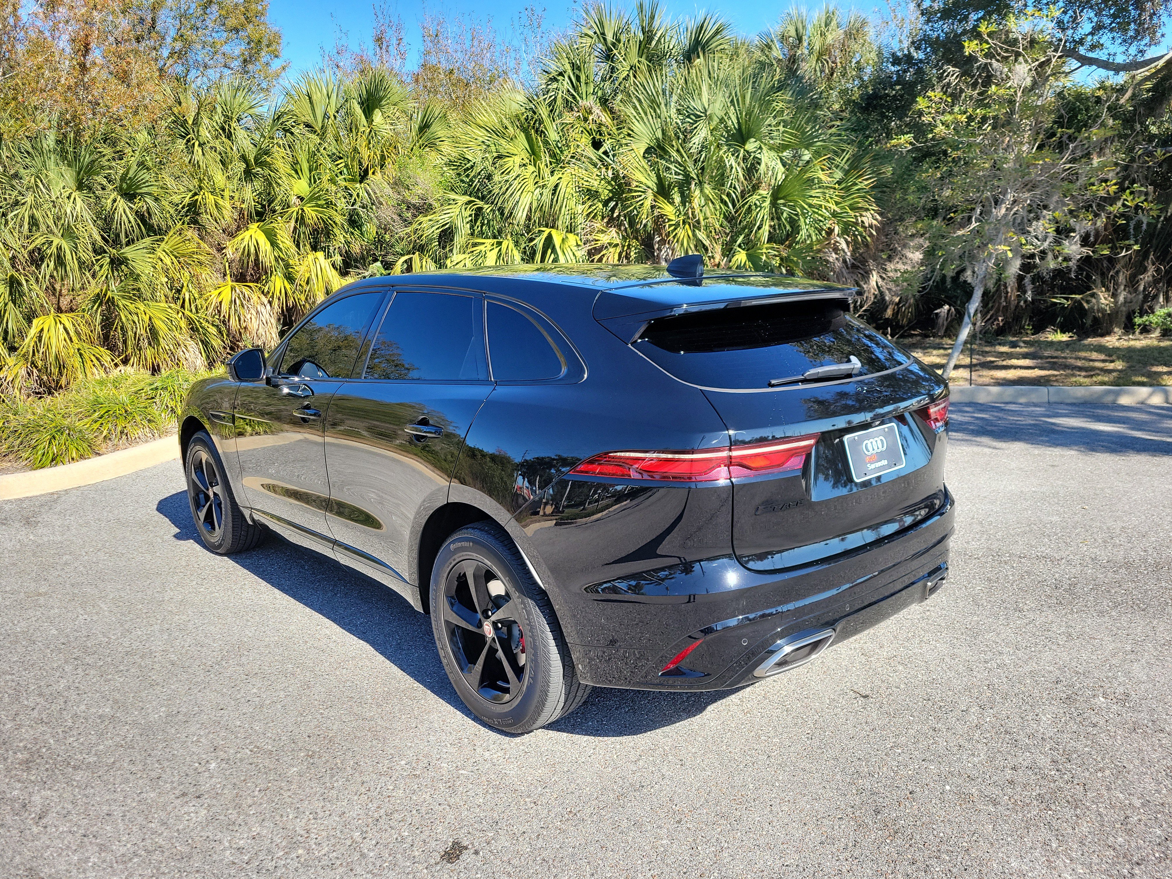 Used 2021 Jaguar F-PACE S image 6