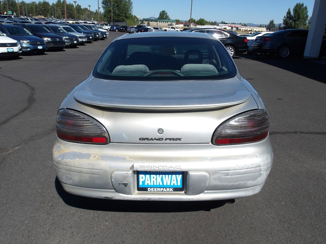 Used 2002 Pontiac Grand Prix SE w/ Widetrack Smart Pkg FWD image 4