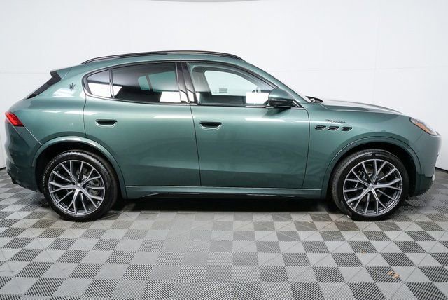 New 2026 Maserati Grecale Folgore AWD/4WD image 28