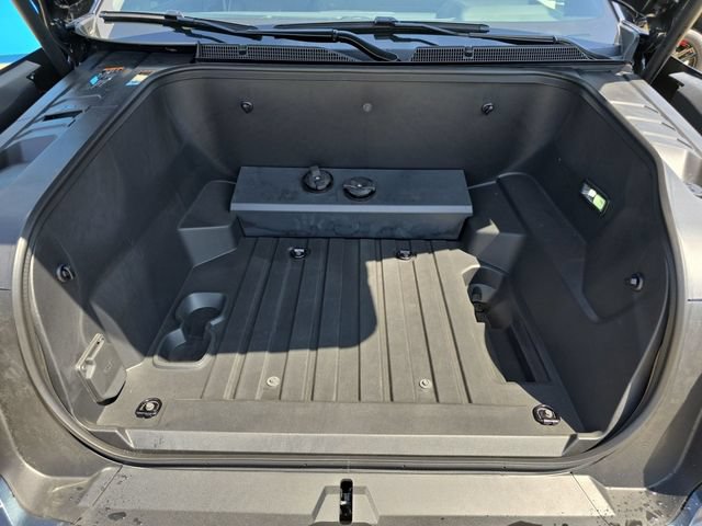 New 2026 Chevrolet Silverado EV LT w/ Plus Package AWD/4WD image 21