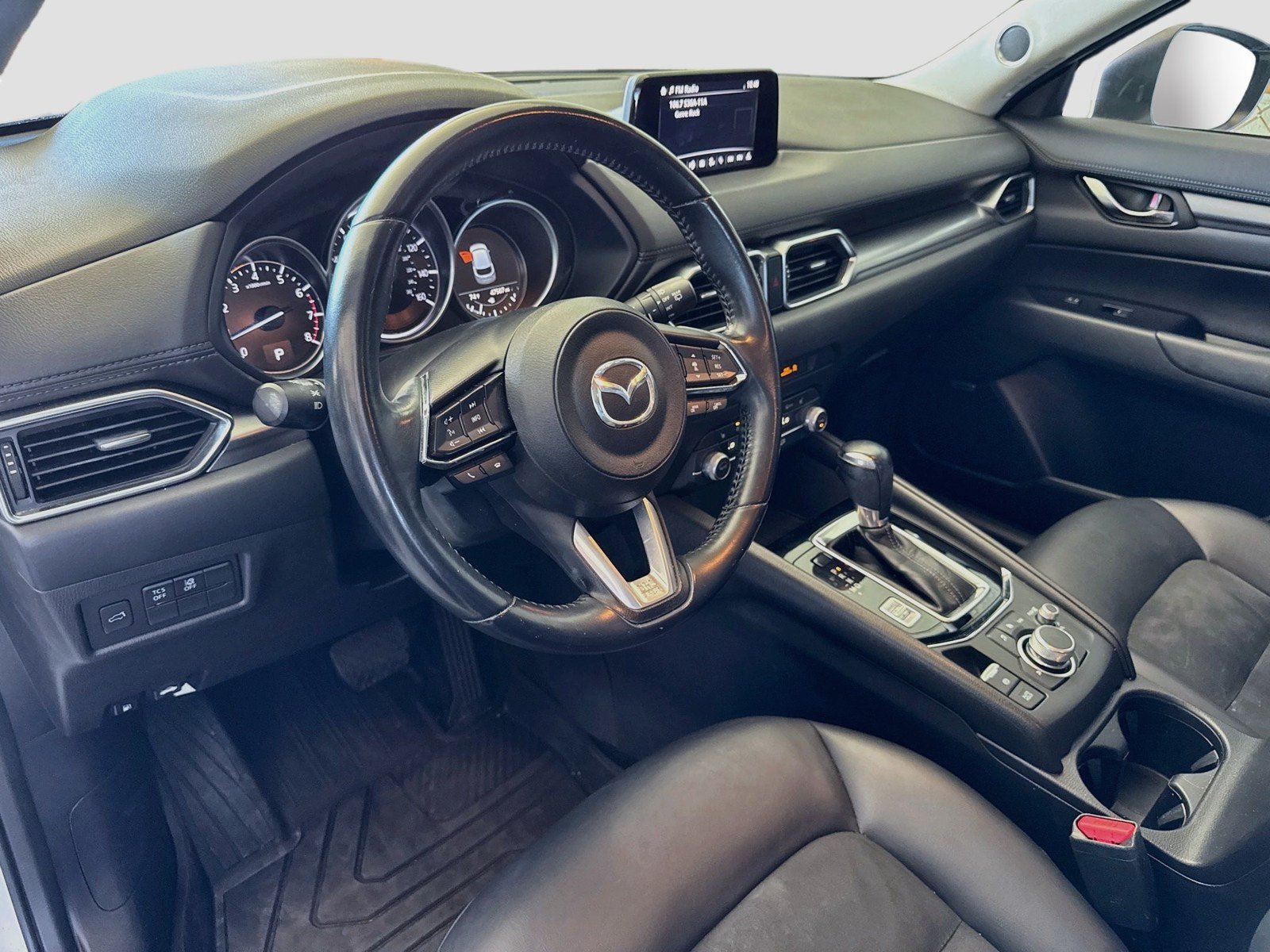 Used 2020 MAZDA CX-5 Touring FWD image 7