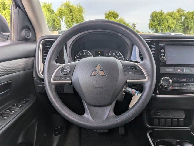 Used 2018 Mitsubishi Outlander ES image 13