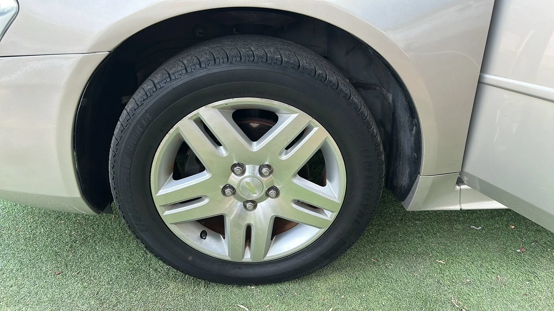 Used 2012 Chevrolet Impala LT FWD image 42