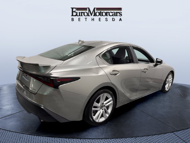 Used 2022 Lexus IS 300 RWD image 5