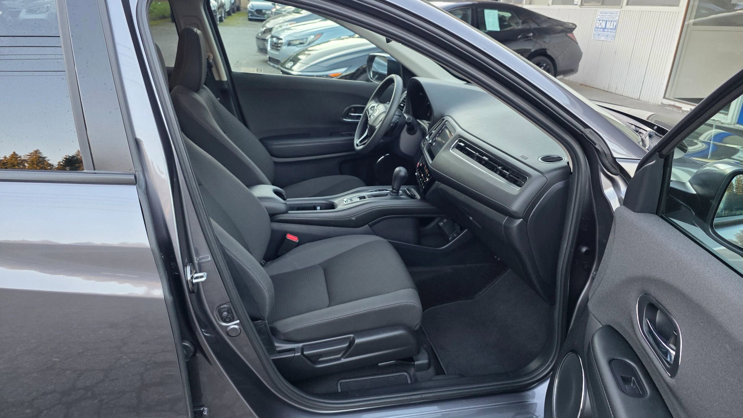 Used 2022 Honda HR-V EX image 13
