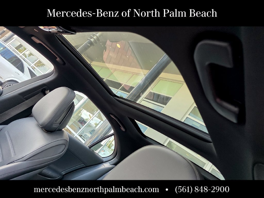 Used 2023 Mercedes-Benz C 300 4MATIC Sedan image 12