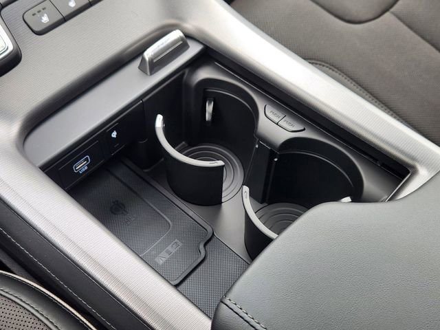 Used 2025 Hyundai Palisade Calligraphy image 15