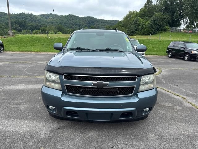 Used 2009 Chevrolet Suburban LT AWD/4WD image 3