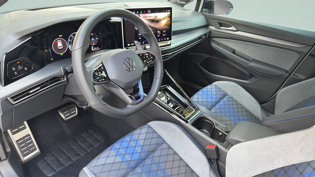 New 2026 Volkswagen Golf w/ Euro Style Package AWD/4WD image 29