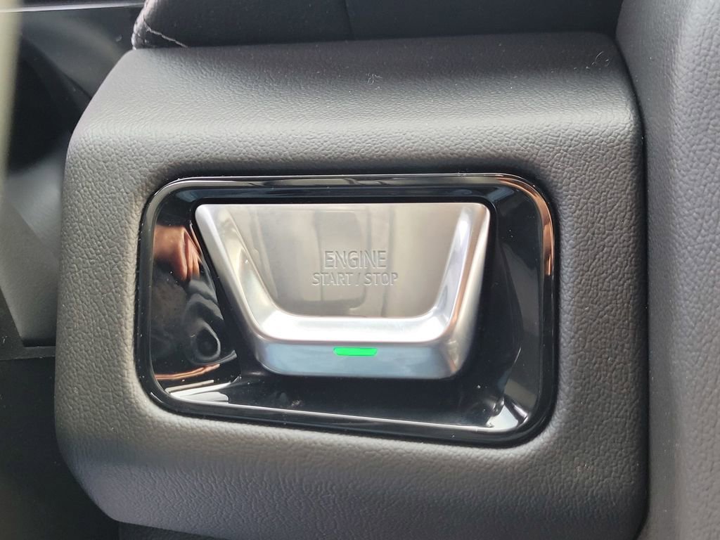 New 2026 GMC Yukon XL Denali w/ Denali Reserve Package image 17