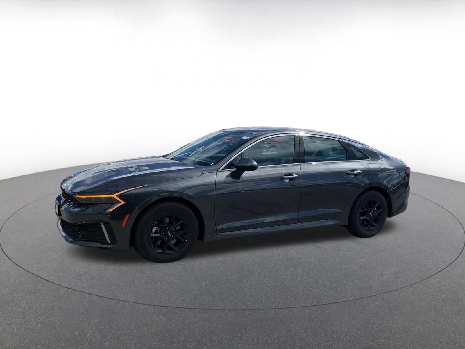 Used 2025 Kia K5 LXS FWD image 8