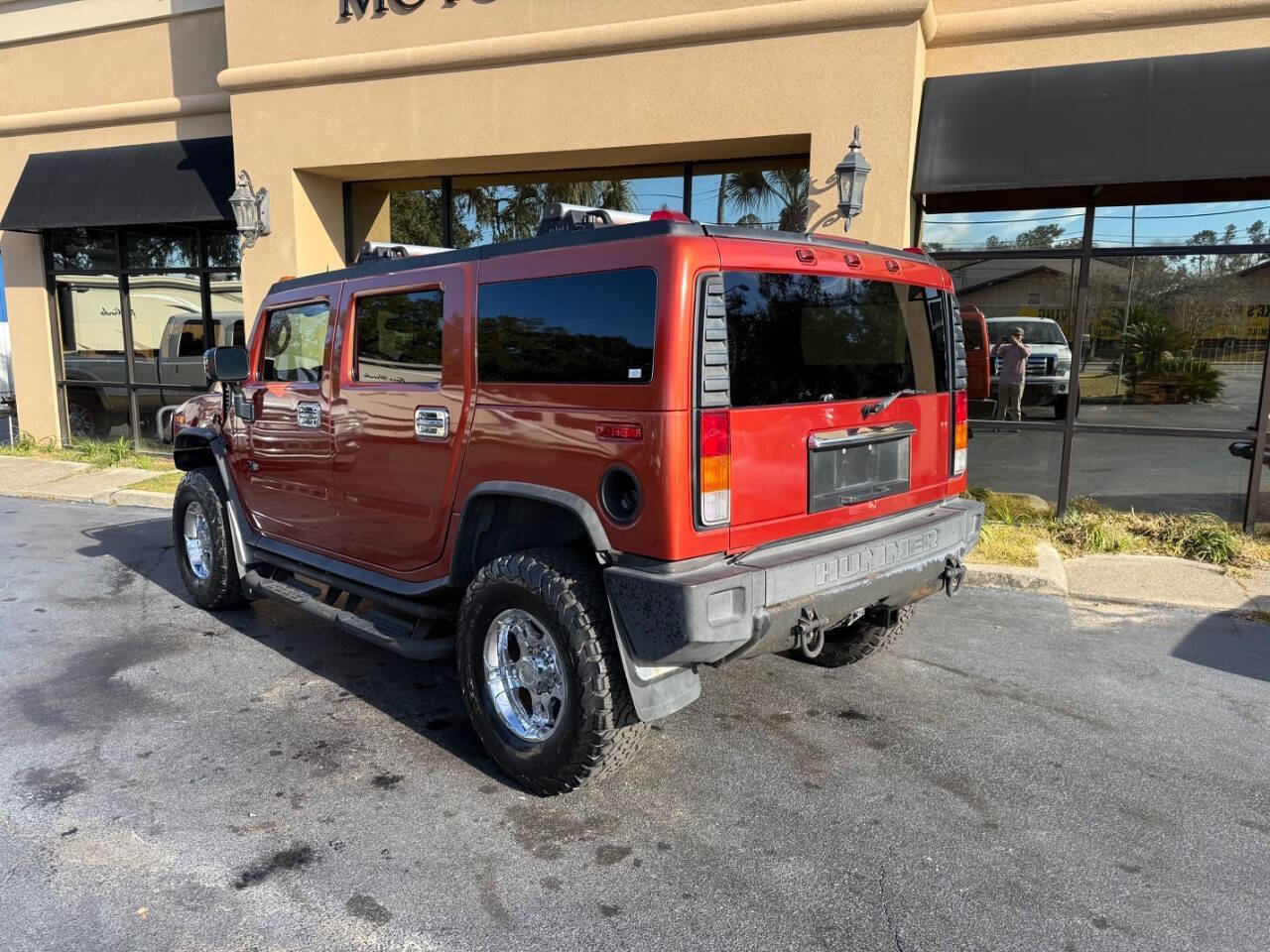 Used 2003 HUMMER H2 w/ Preferred Equipment Group image 6