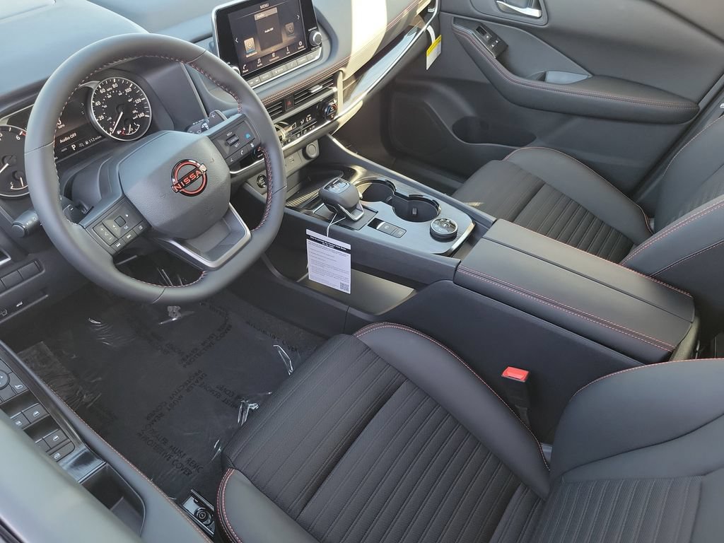 New 2026 Nissan Rogue SV AWD/4WD image 8