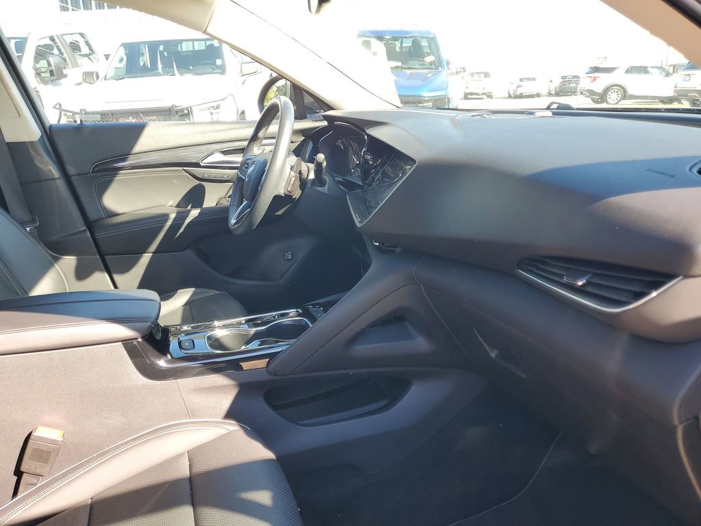 Used 2023 Buick Envision Essence FWD image 34