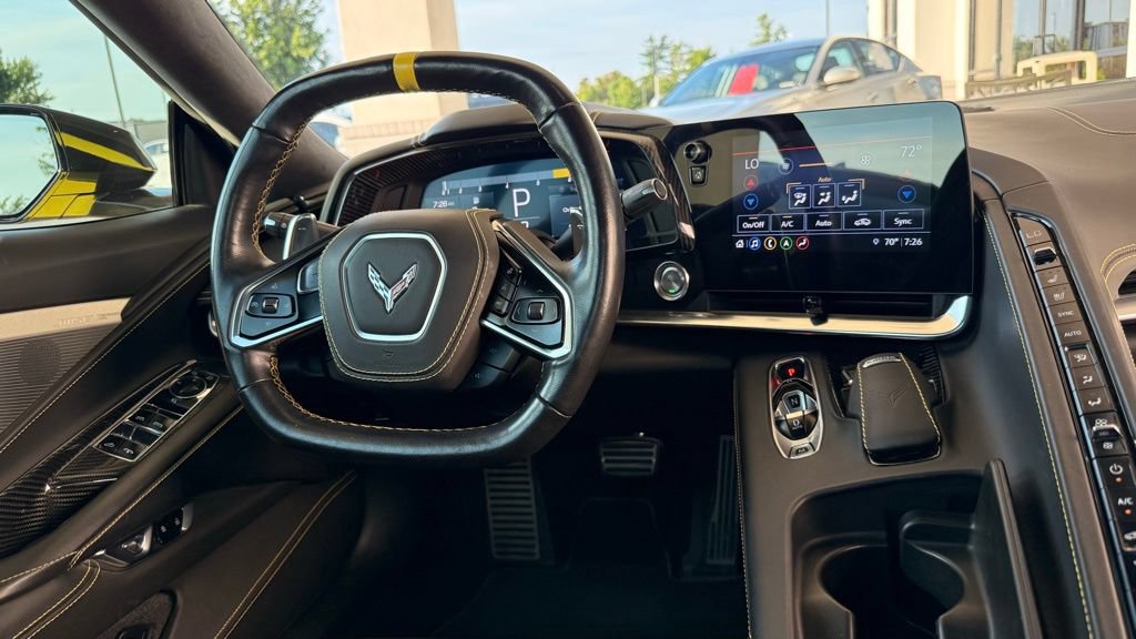 Used 2021 Chevrolet Corvette Stingray Premium Conv w/ Z51 Performance Package RWD image 34